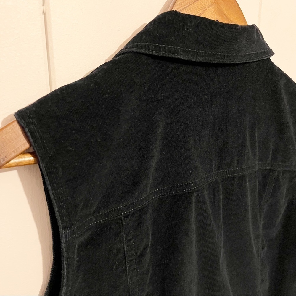Northern Reflections Vintage Navy Corduroy Vest. Size Medium. - Picture 8 of 8